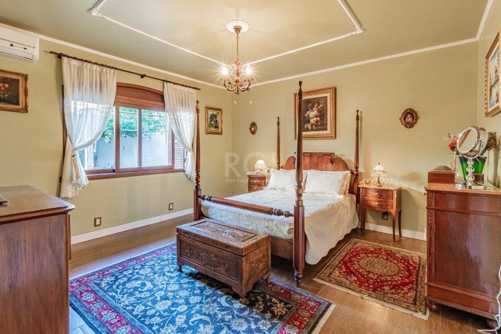 Casa de 3 dormitórios e 4 vagas de garagem no bairro Jardim Itu — foto 12