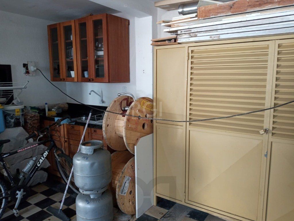Casa para Venda - 384m², 3 dormitórios, sendo 1 suites, 3 vagas - Teresópolis — foto 16