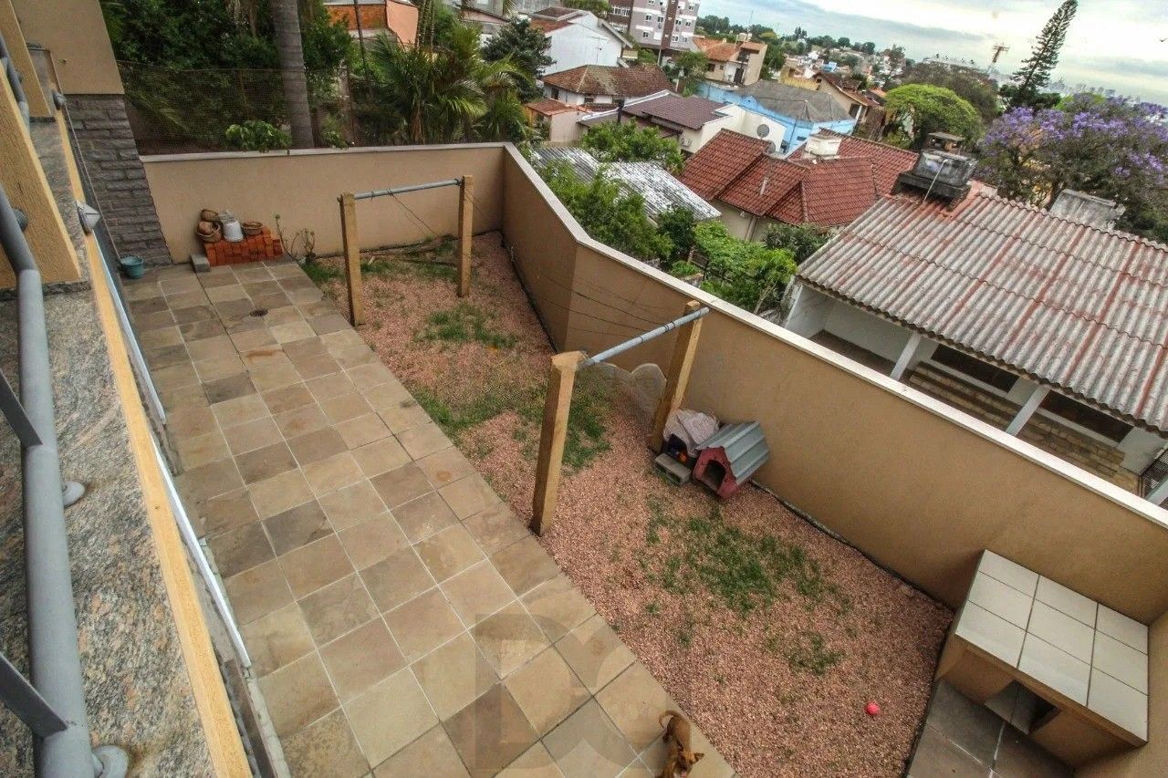 Casa 612m² - 3 suíte, 8 vagas no bairro Medianeira — foto 30