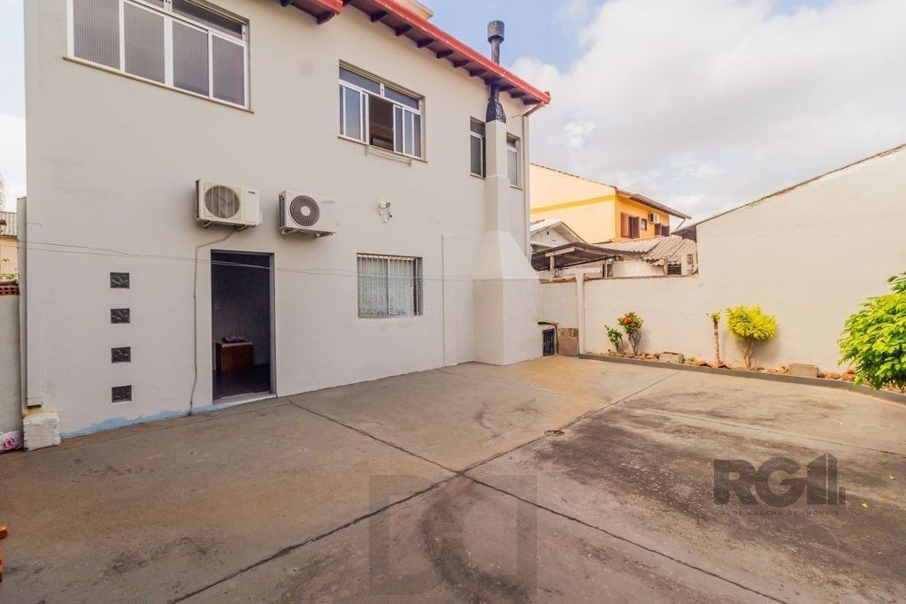 Casa de 4 dormitórios no bairro Sarandi — foto 39