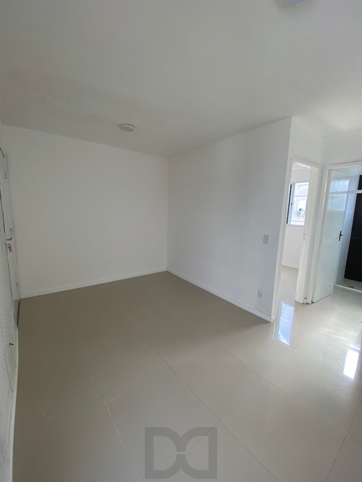 Apartamento de 2 dormitorios á venda no Bairro Vila Nova. — foto 7