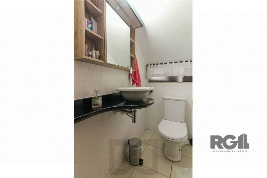 Casa de 285m² - 4 dormitórios, 4 vagas no bairro Bom Jesus — foto 9