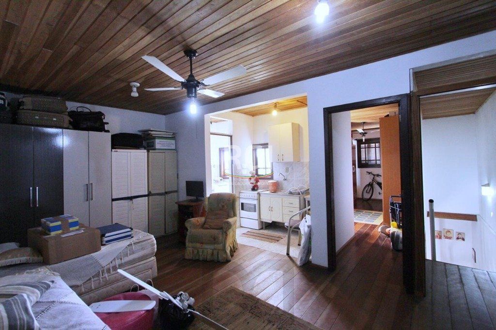 Casa para Venda - 260m², 5 dormitórios, sendo 2 suites, 4 vagas - Teresópolis — foto 31