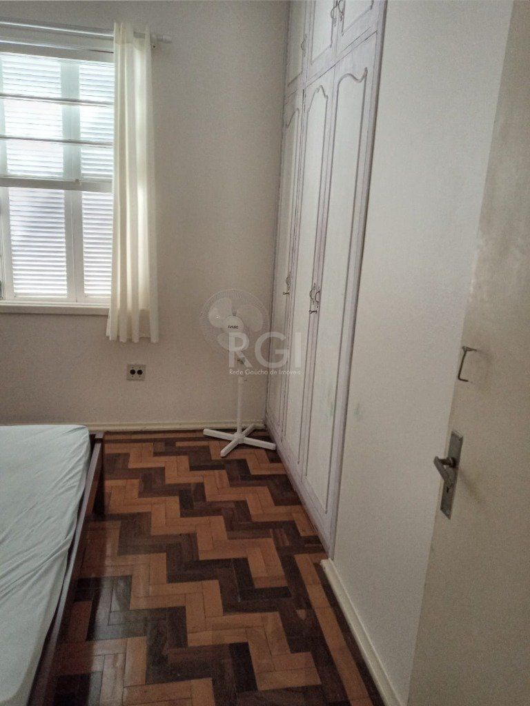 Casa para Venda - 384m², 3 dormitórios, sendo 1 suites, 3 vagas - Teresópolis — foto 32