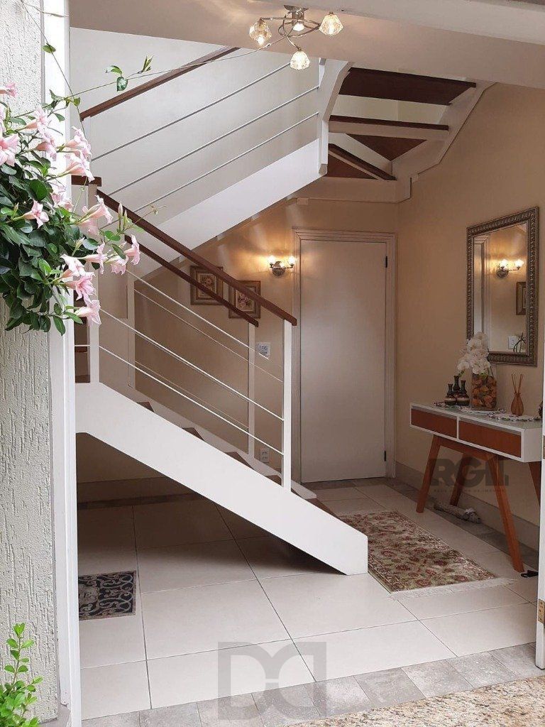 Casa de 4 dormitórios no bairro Glória — foto 38