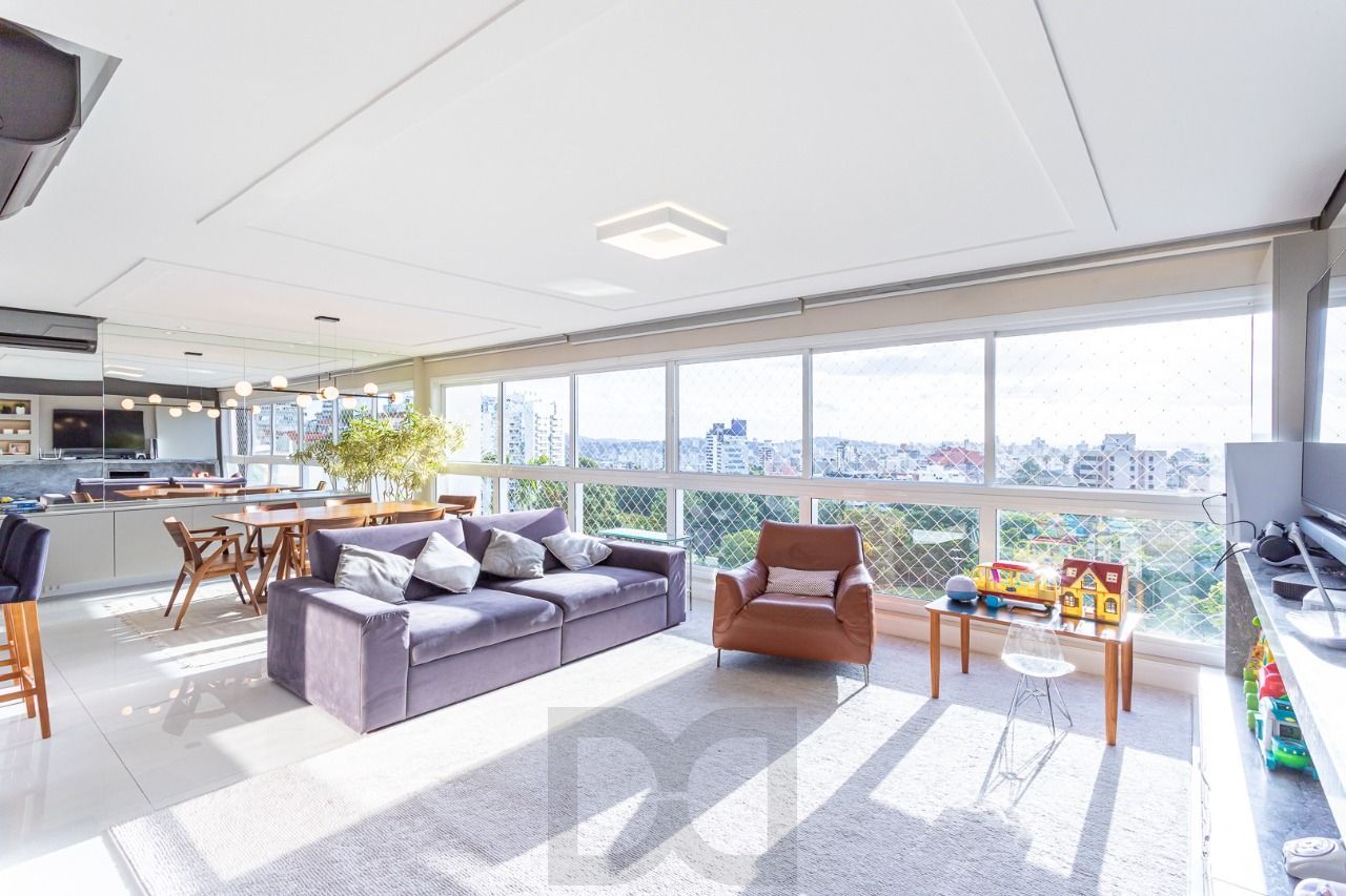 Apartamento com 3 suítes e 161m² à venda em Petrópolis, Porto Alegre. — foto 1