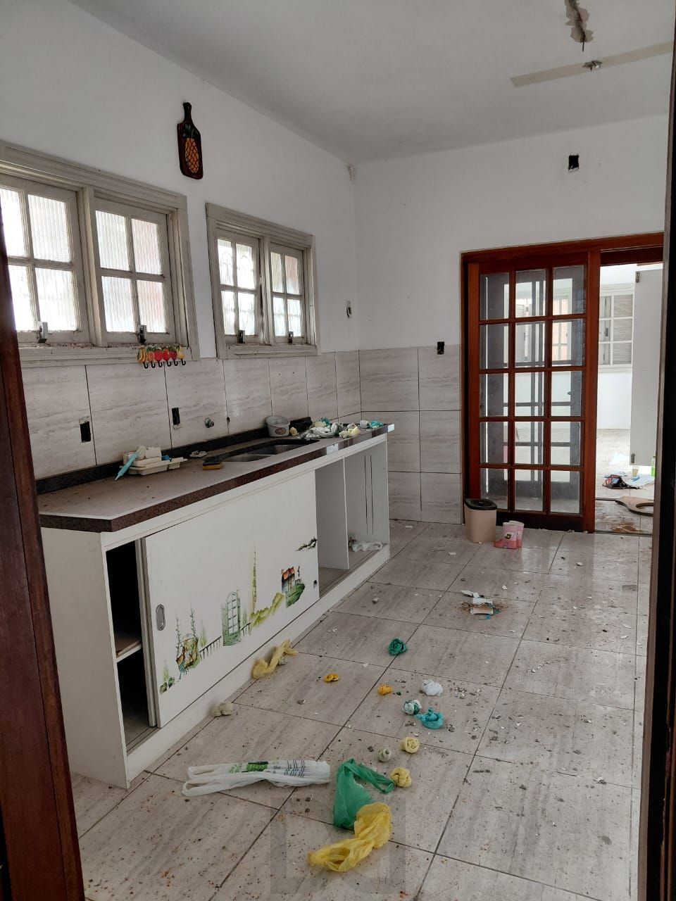 Ampla casa com pátio Bairro Teresópolis — foto 25