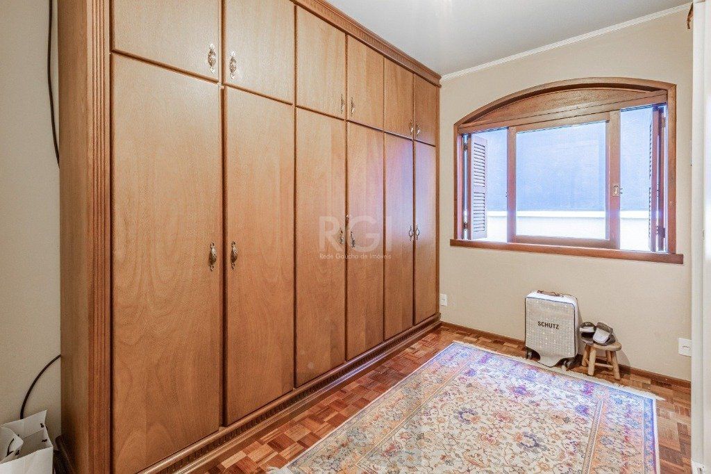 Casa de 3 dormitórios e 4 vagas de garagem no bairro Jardim Itu — foto 22