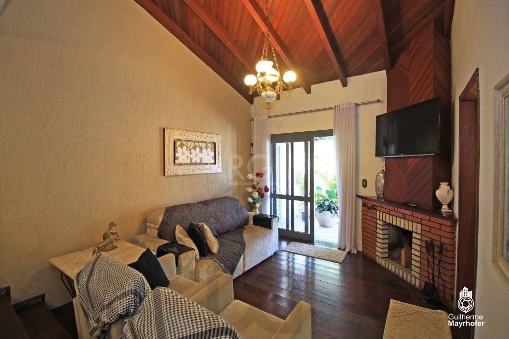 Casa para Venda - 225.36m², 3 dormitórios, sendo 1 suites, 4 vagas - Camaquã — foto 5