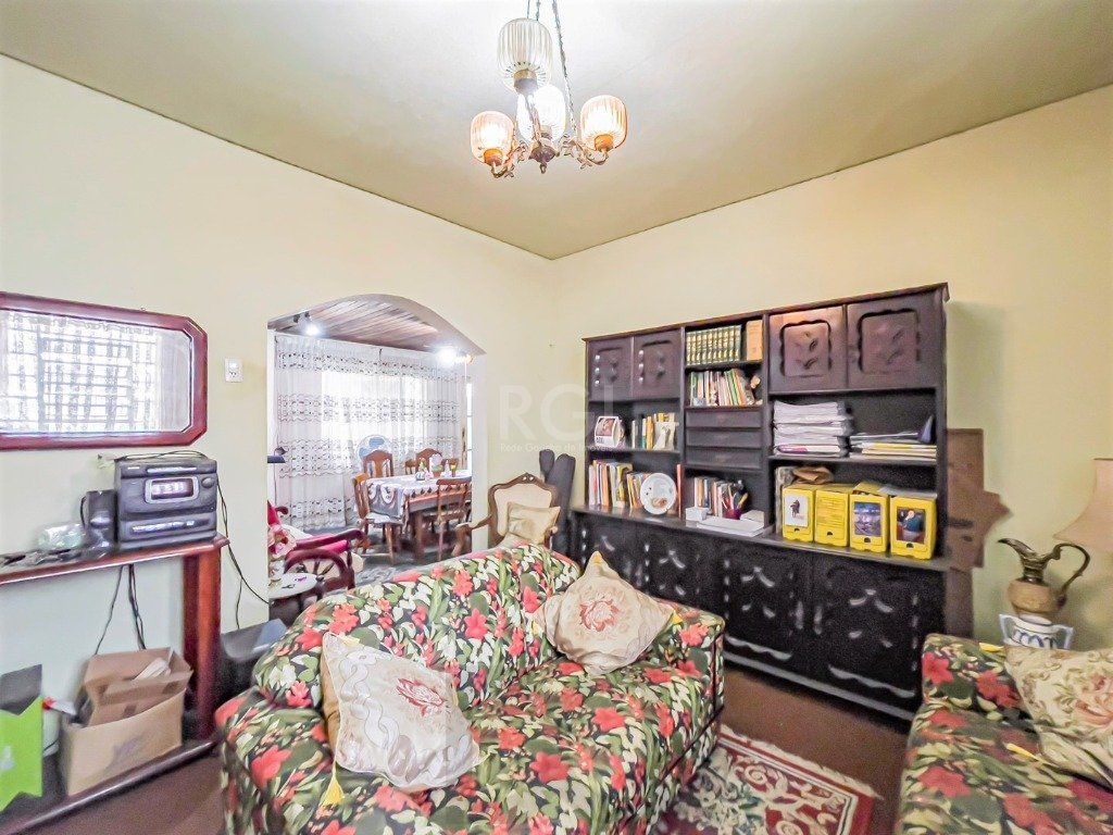 Casa para Venda - 212m², 3 dormitórios, 3 vagas - Azenha — foto 2