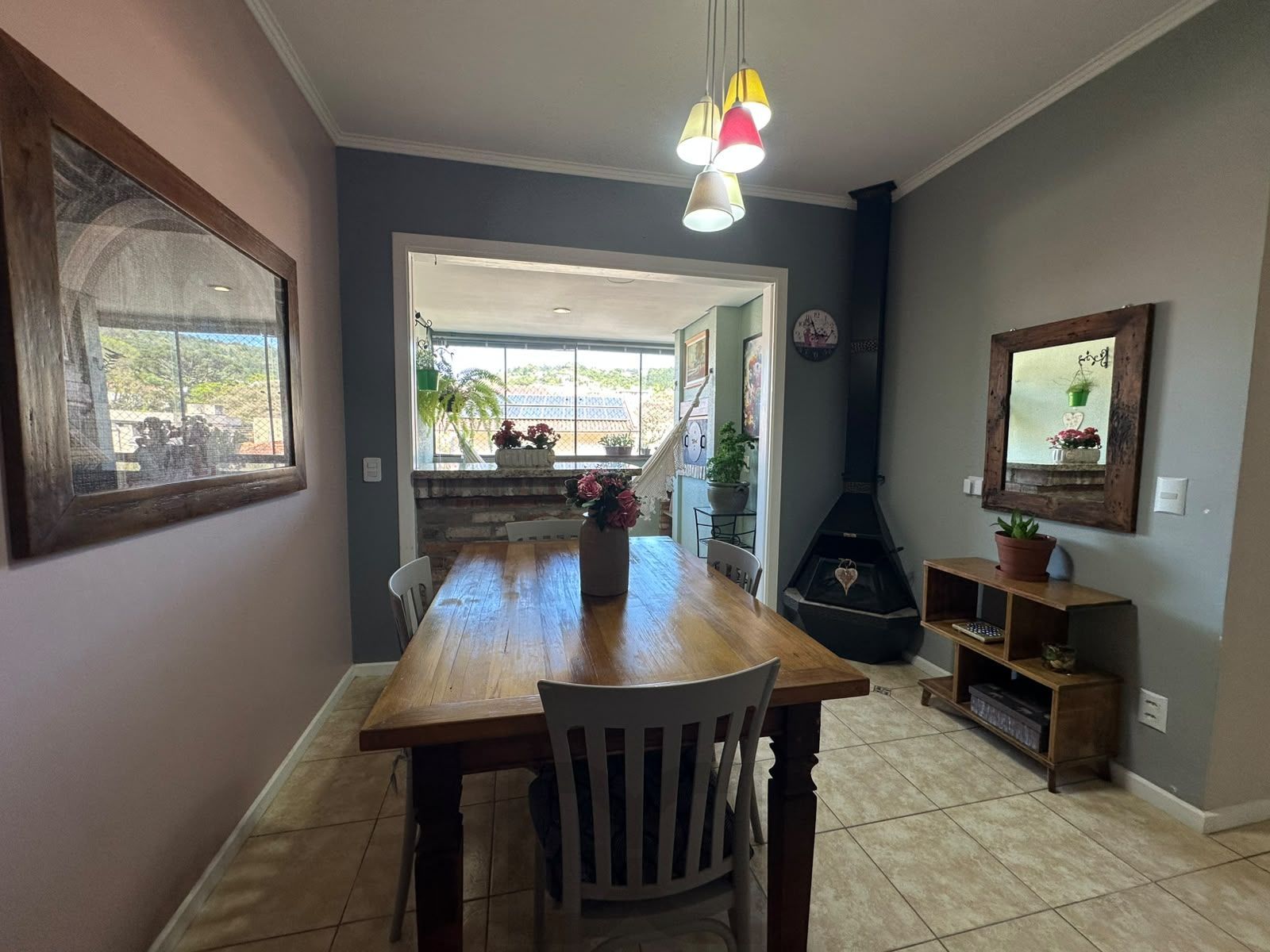 Apartamento de 2 dormitórios, no bairro Teresópolis. — foto 5