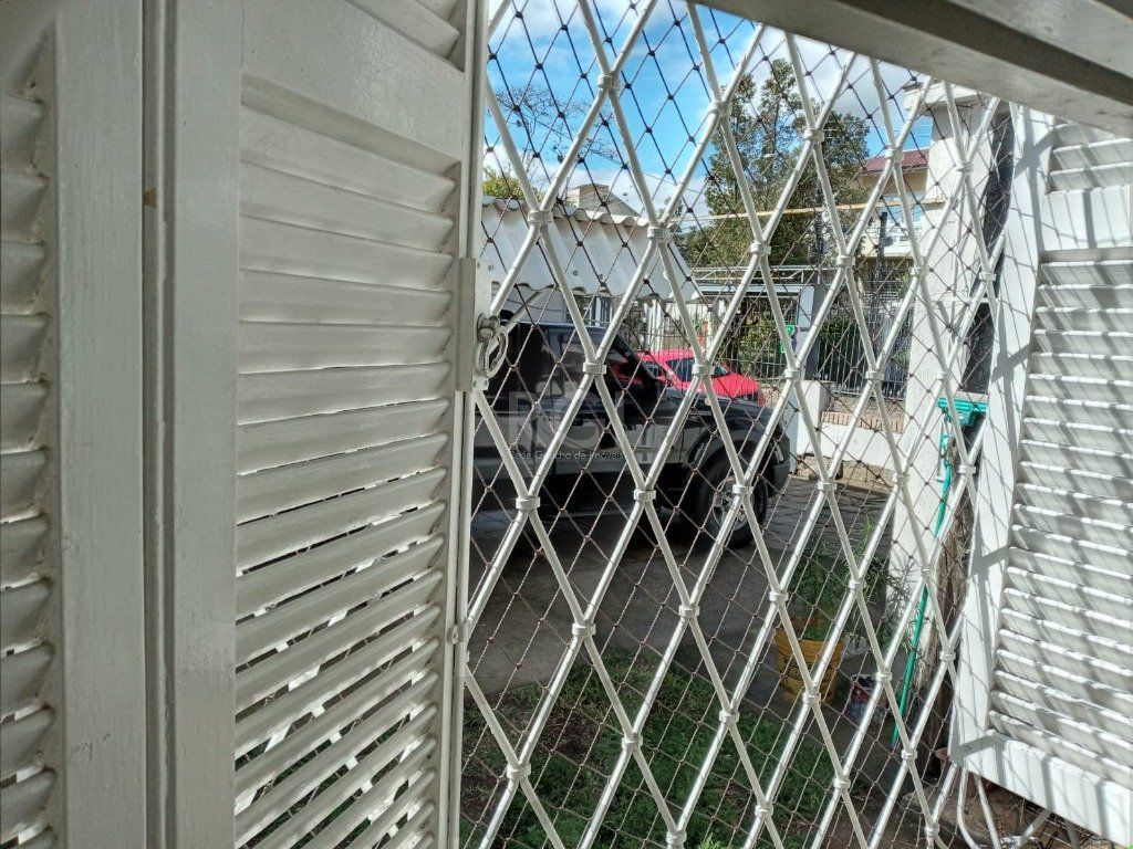 Casa para Venda - 384m², 3 dormitórios, sendo 1 suites, 3 vagas - Teresópolis — foto 25