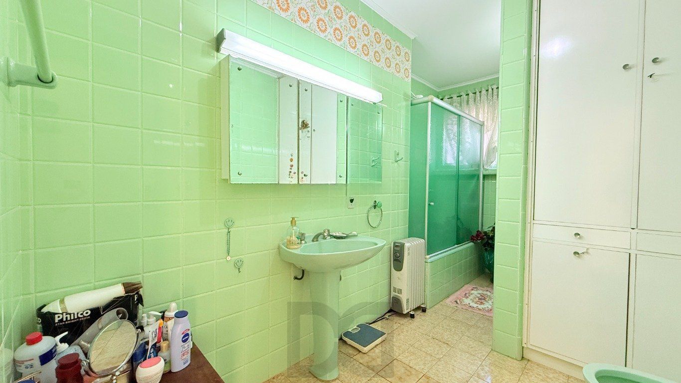 Apartamento de 3 dormitórios à venda no Bairro Petrópolis, Porto Alegre. — foto 20