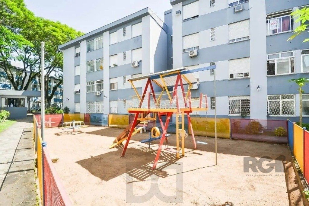 Apartamento de 2 dormitórios no bairro Cristal — foto 25