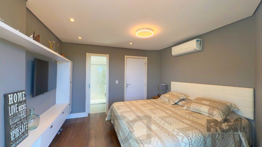 Casa para Venda - 315m², 3 dormitórios, sendo 1 suites, 2 vagas - Teresópolis — foto 35