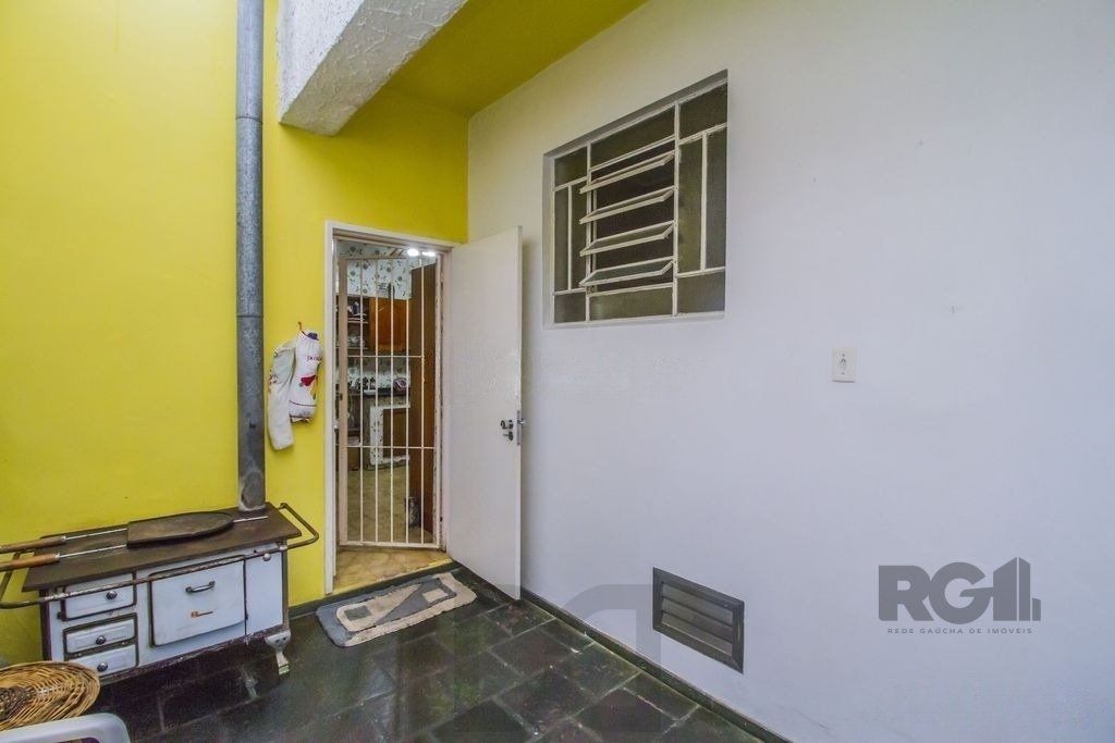 Casa de 4 dormitórios, bairro Santa Tereza — foto 15