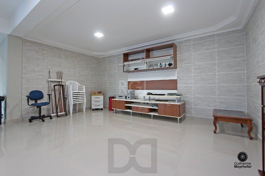 Casa para Venda - 445.52m², 4 dormitórios, sendo 4 suites, 4 vagas - Teresópolis — foto 39