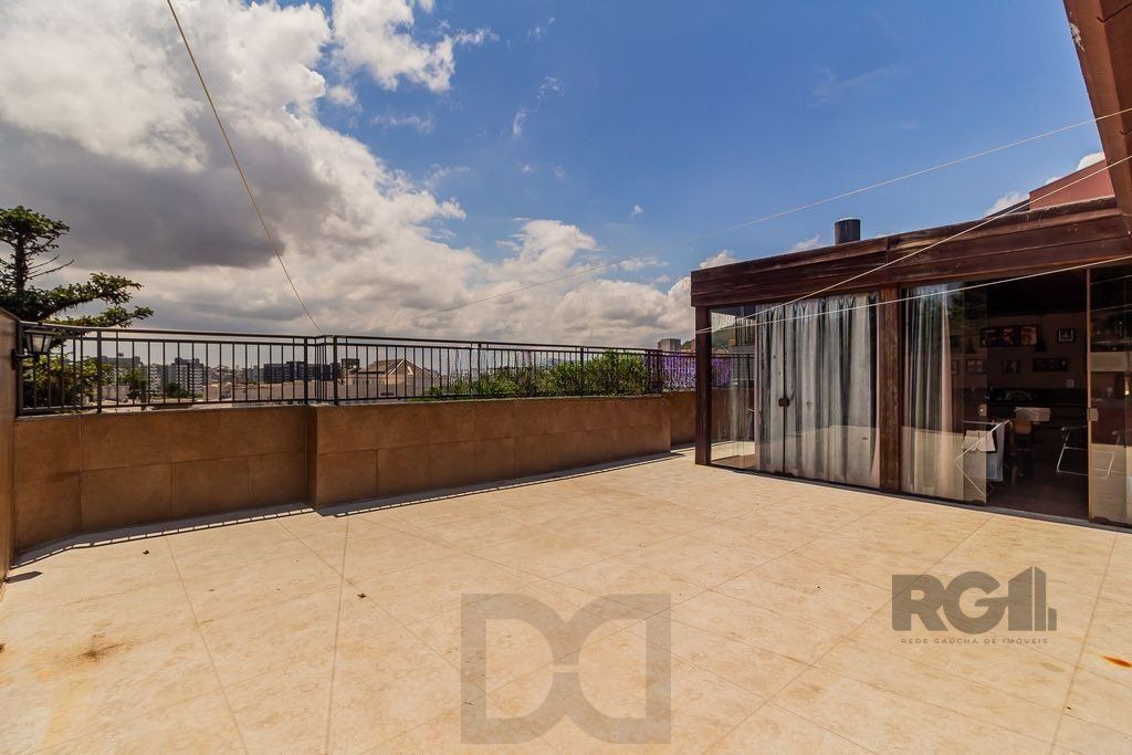 Cobertura 251m², 3 dormitórios, 2 vagas no bairro Teresópolis — foto 3
