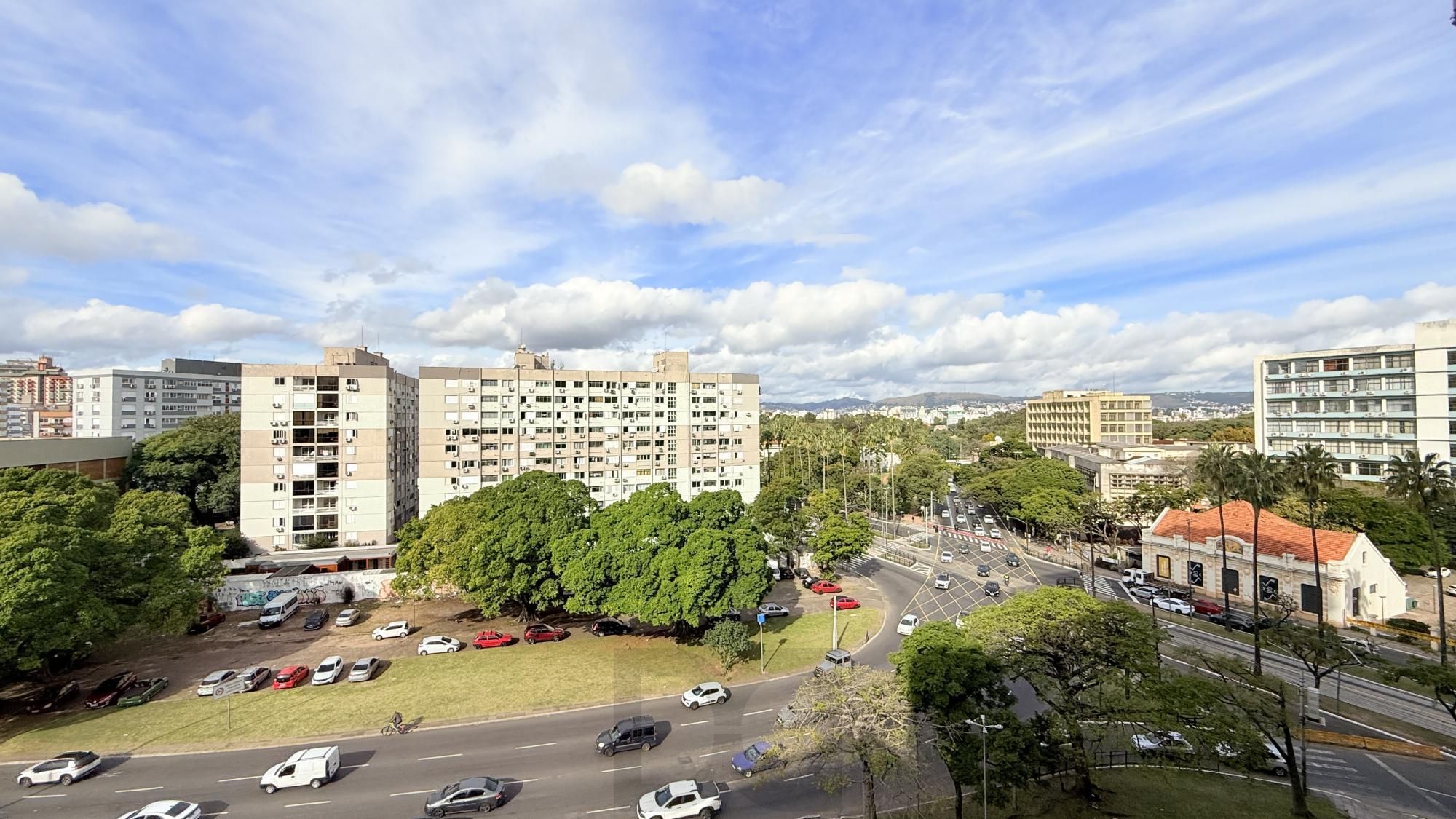 Apartamento de 2 dormitorios á venda no Bairro Centro Histórico. — foto 22