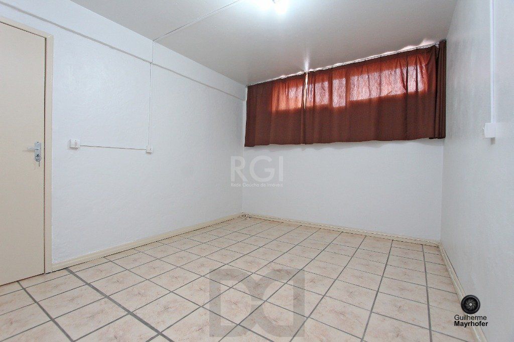 Casa para Venda - 233m², 4 dormitórios, 5 vagas - Nonoai — foto 11