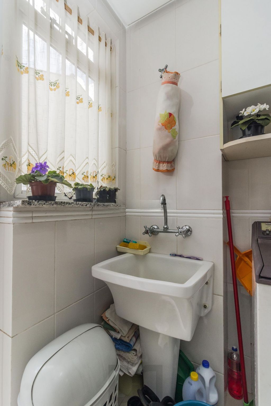Apartamento de 3 dormitórios no bairro Jardim Itu Sabará - Porto Alegre — foto 25
