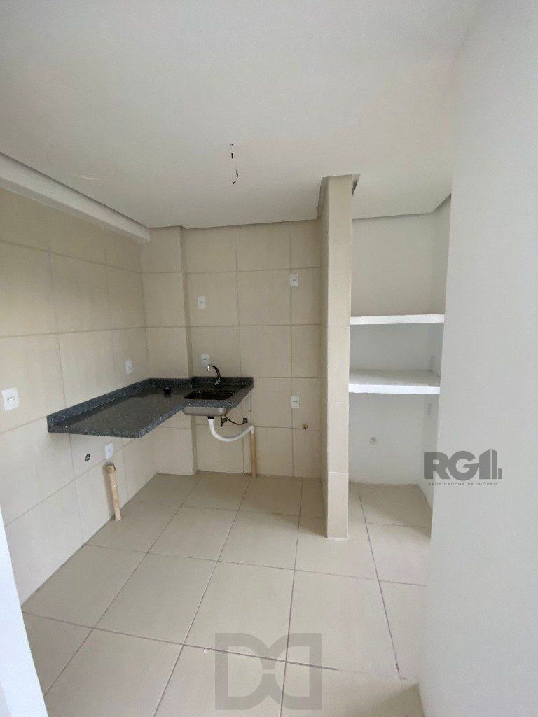 Apartamento novo, 2 dormitórios elevador e garagem — foto 13