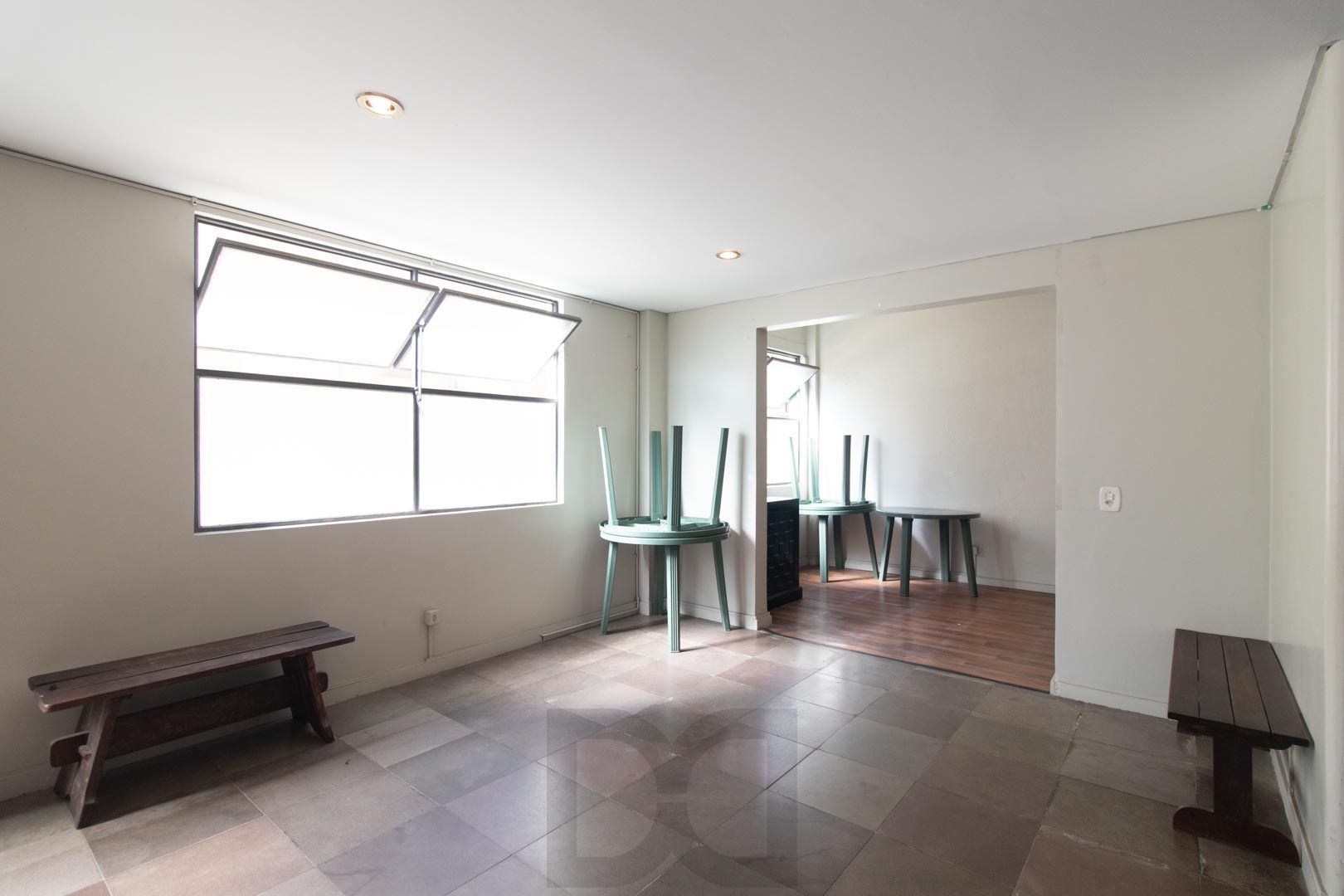 Apartamento de 03 dormitorios com suite e vaga coberta no bairro Menino Deus — foto 29