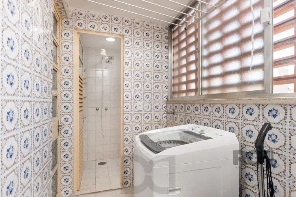 Apartamento de 2 dormitórios no bairro Menino Deus — foto 19