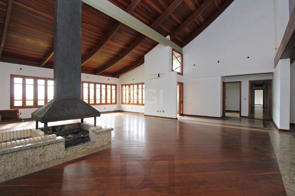 Casa para Venda - 840m², 7 dormitórios, sendo 3 suites, 8 vagas - Medianeira — foto 24
