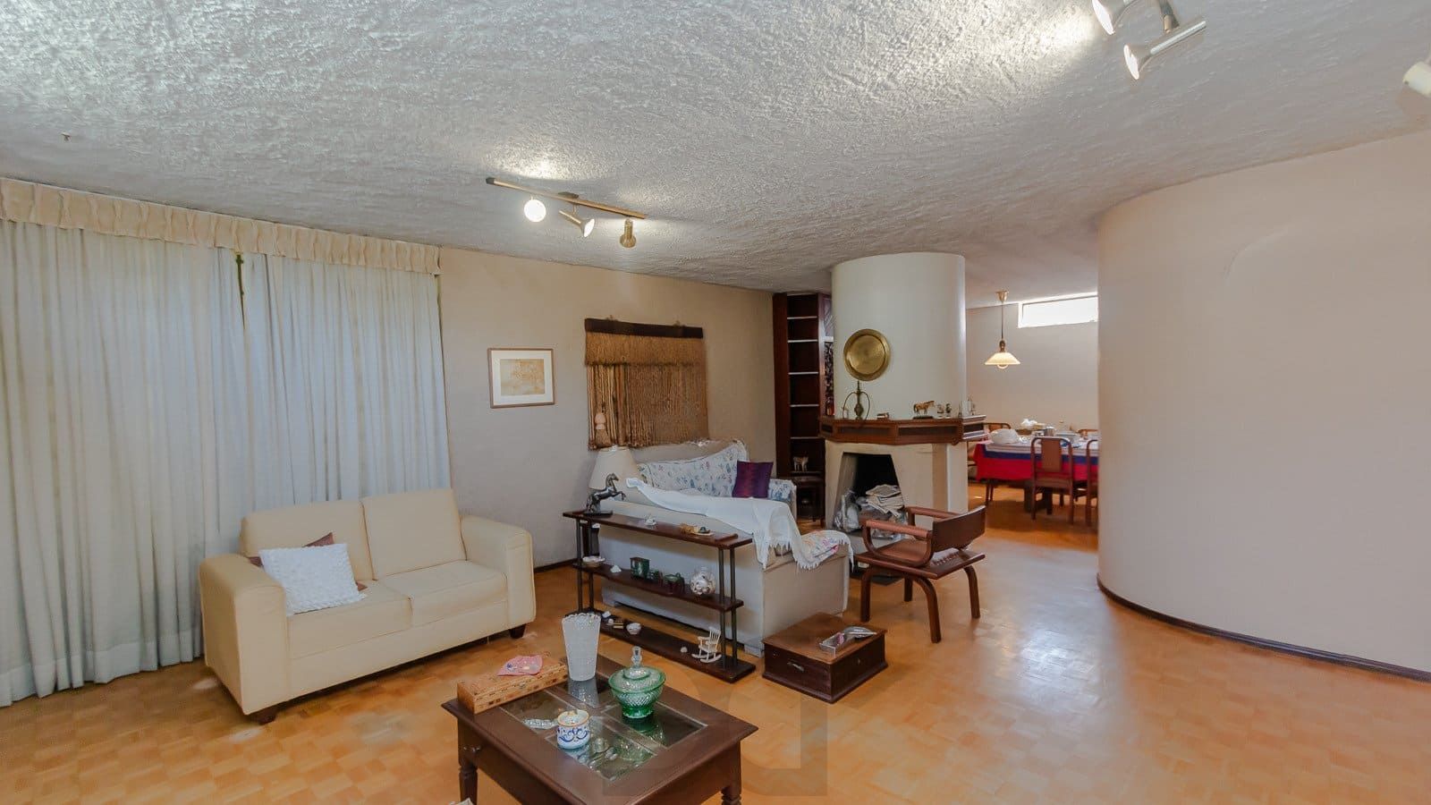 Casa com 3 dormitórios com 279.5m², no bairro Três Figueiras — foto 3