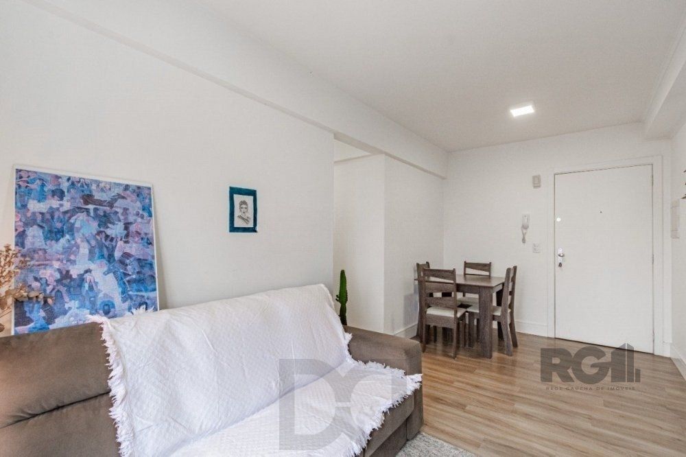 Apartamento 50m² - 2 dormitórios e 1 vaga no bairro Partenon — foto 4