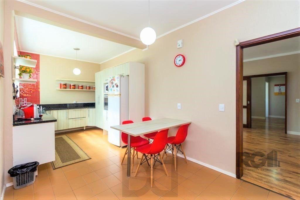 Casa de 380m², bairro Guarujá — foto 45
