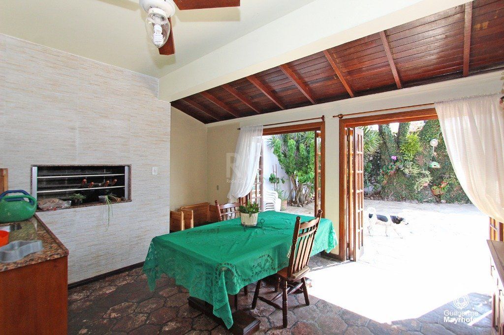 Casa para Venda - 326m², 3 dormitórios, sendo 3 suites, 4 vagas - Glória — foto 14