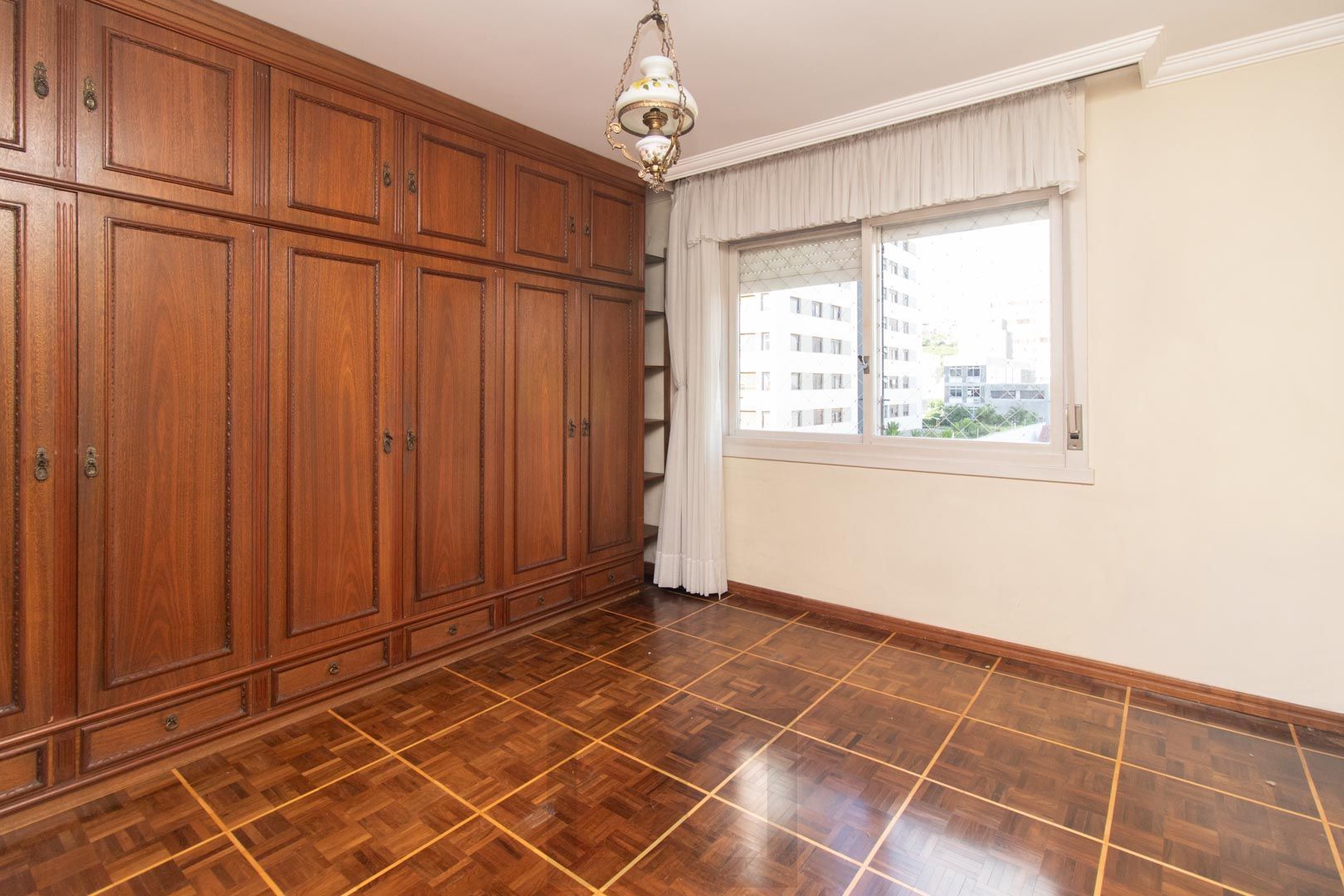 Apartamento de 03 dormitorios com suite e vaga coberta no bairro Menino Deus — foto 19