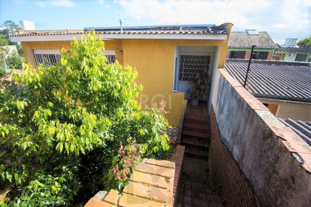 Casa para Venda - 287m², 3 dormitórios, sendo 2 suites, 4 vagas - Nonoai — foto 31