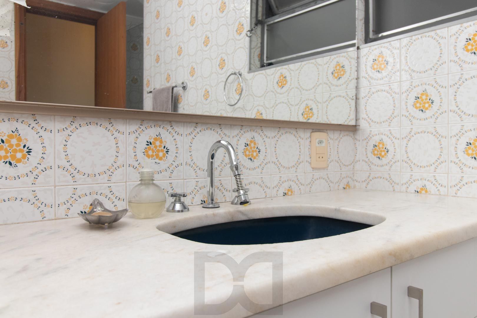 Apartamento de 03 dormitorios com suite e vaga coberta no bairro Menino Deus — foto 26