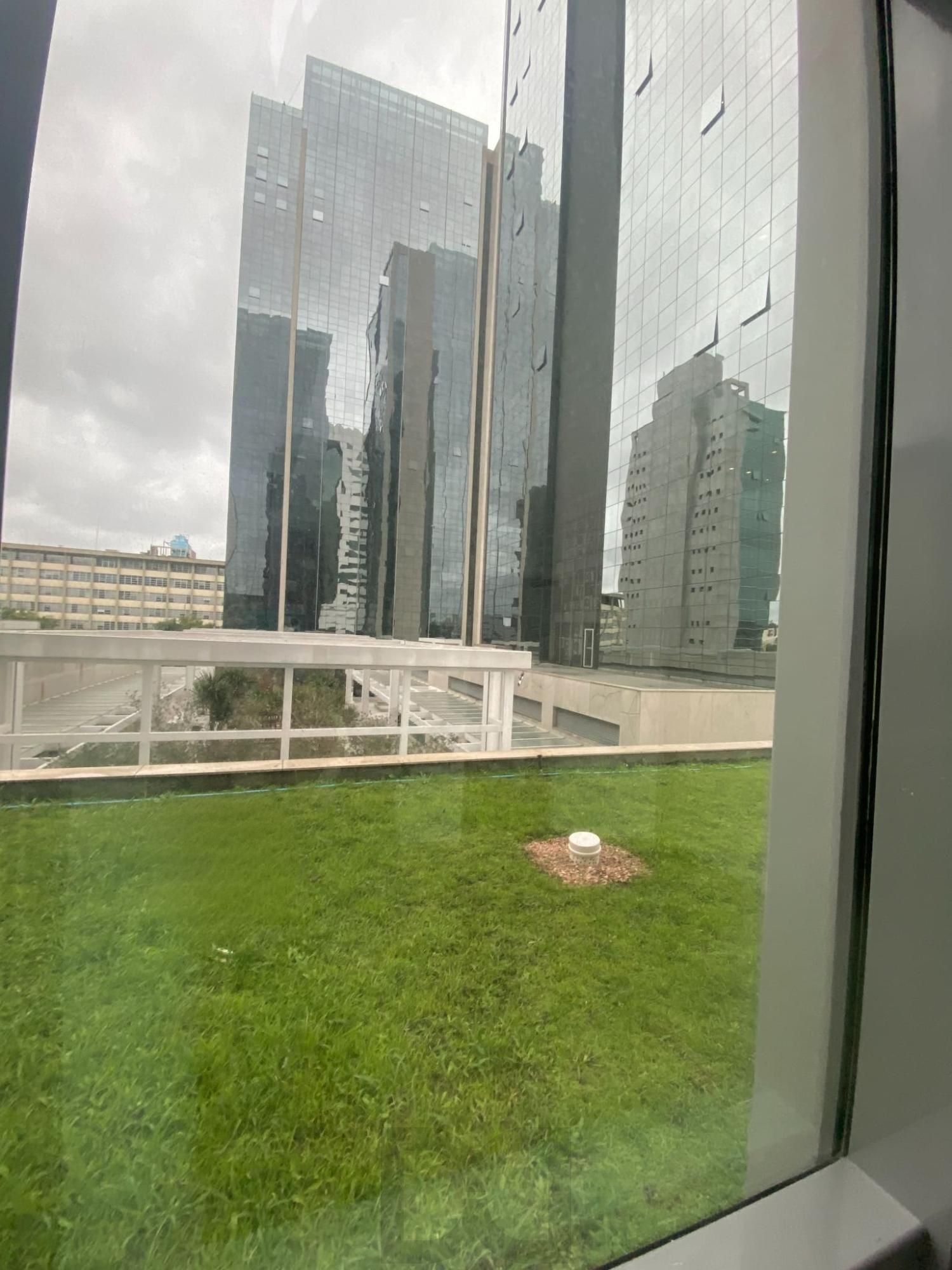 Sala Comercial no Bairro Praia de Belas - Porto Alegre — foto 9