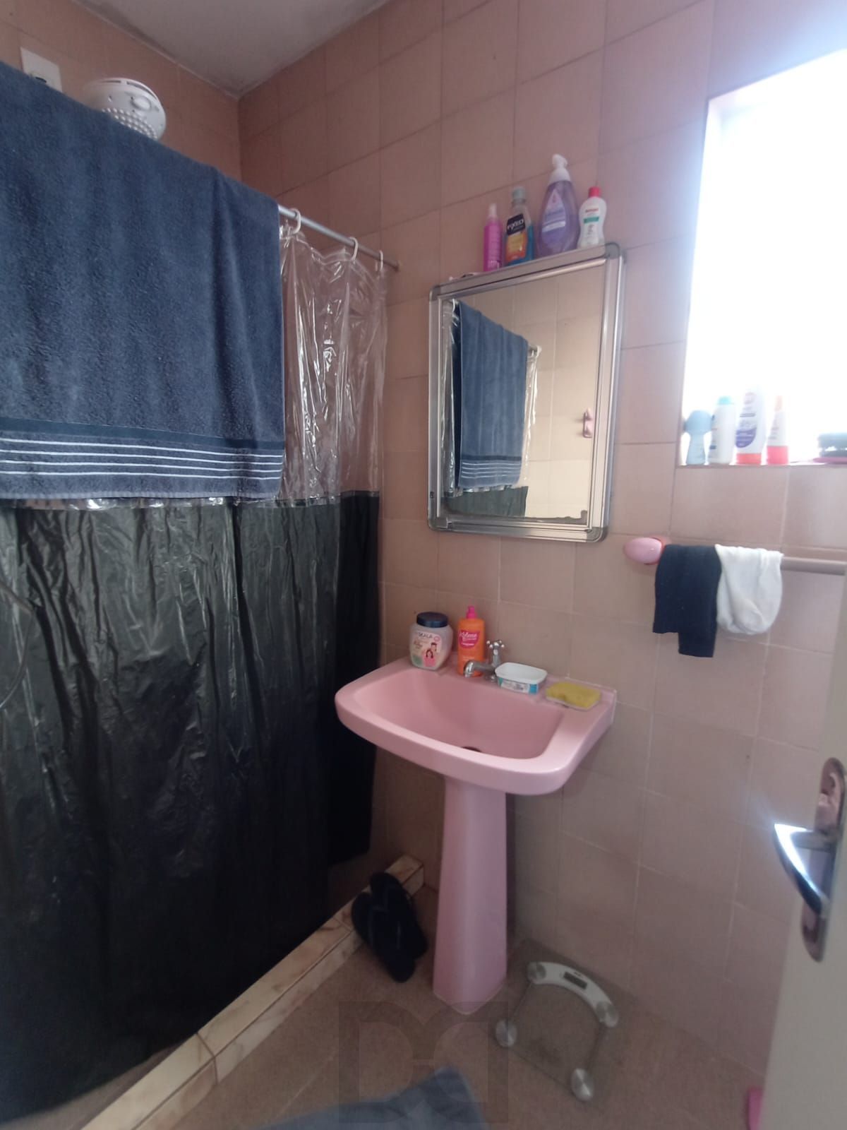Apartamento térreo com pátio e suíte para alugar na Cidade Baixa, Porto Alegre — foto 14