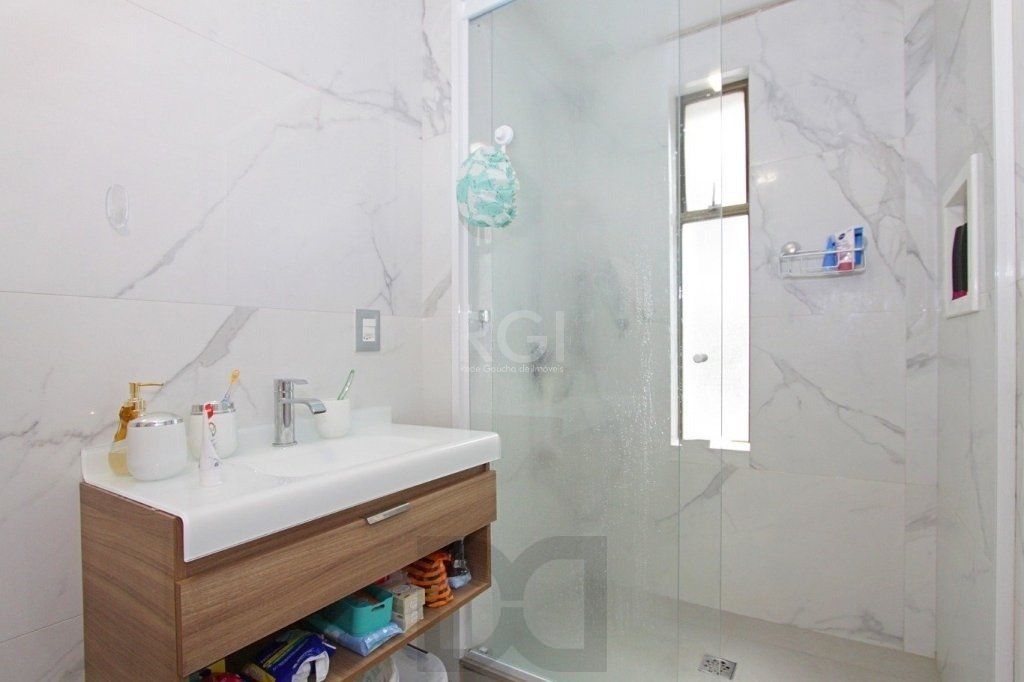 Apartamento 123m² - 3 dormitórios, 1 suíte e 1 vaga de garagem no bairro Petrópolis — foto 11