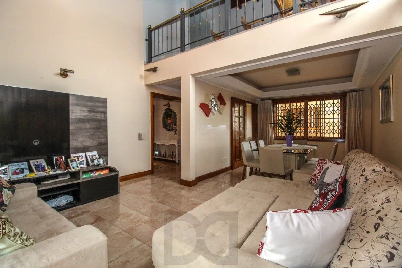 Casa 612m² - 3 suíte, 8 vagas no bairro Medianeira — foto 3
