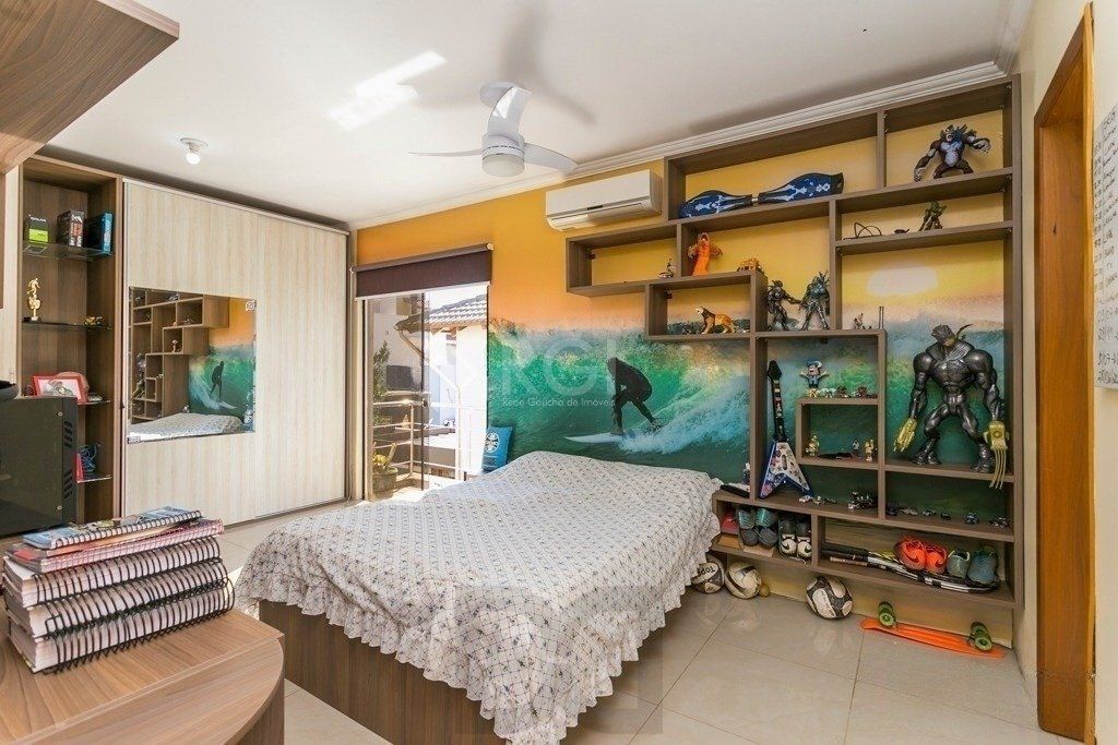 Excelente casa em condomínio com 3 suítes, piscina e 3 vagas de garagem — foto 13