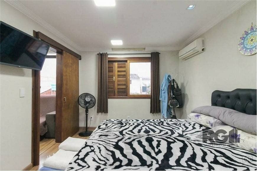 Casa de 285m² - 4 dormitórios, 4 vagas no bairro Bom Jesus — foto 33