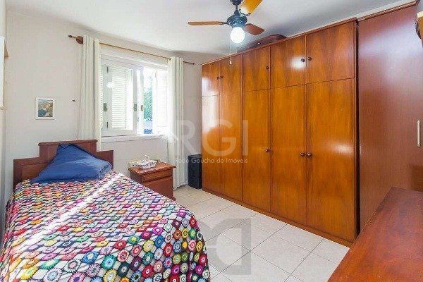 Casa para Venda - 227m², 3 dormitórios, sendo 1 suites, 4 vagas - Azenha — foto 6