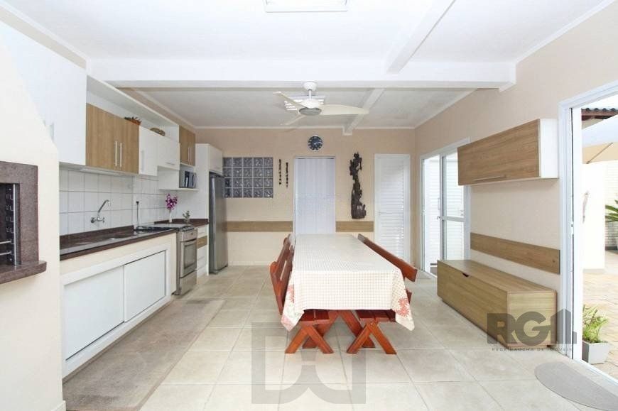 Casa 245m² - 3 dormitórios, 4 vagas no bairro Cavalhada — foto 36