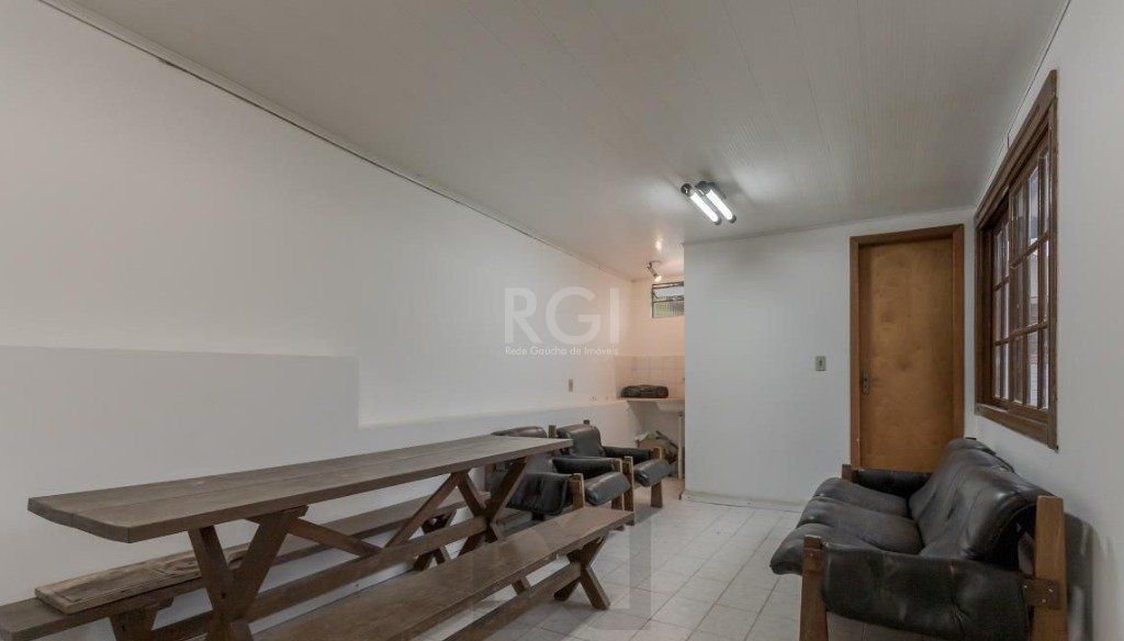 Casa para Venda - 327m², 4 dormitórios, sendo 1 suites, 3 vagas - Chácara das Pedras — foto 51