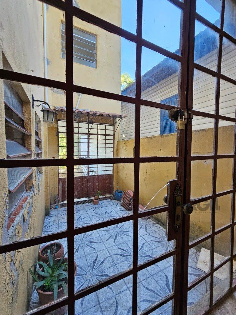 Casa para Venda - 248.56m², 5 dormitórios, 2 vagas - Teresópolis — foto 36