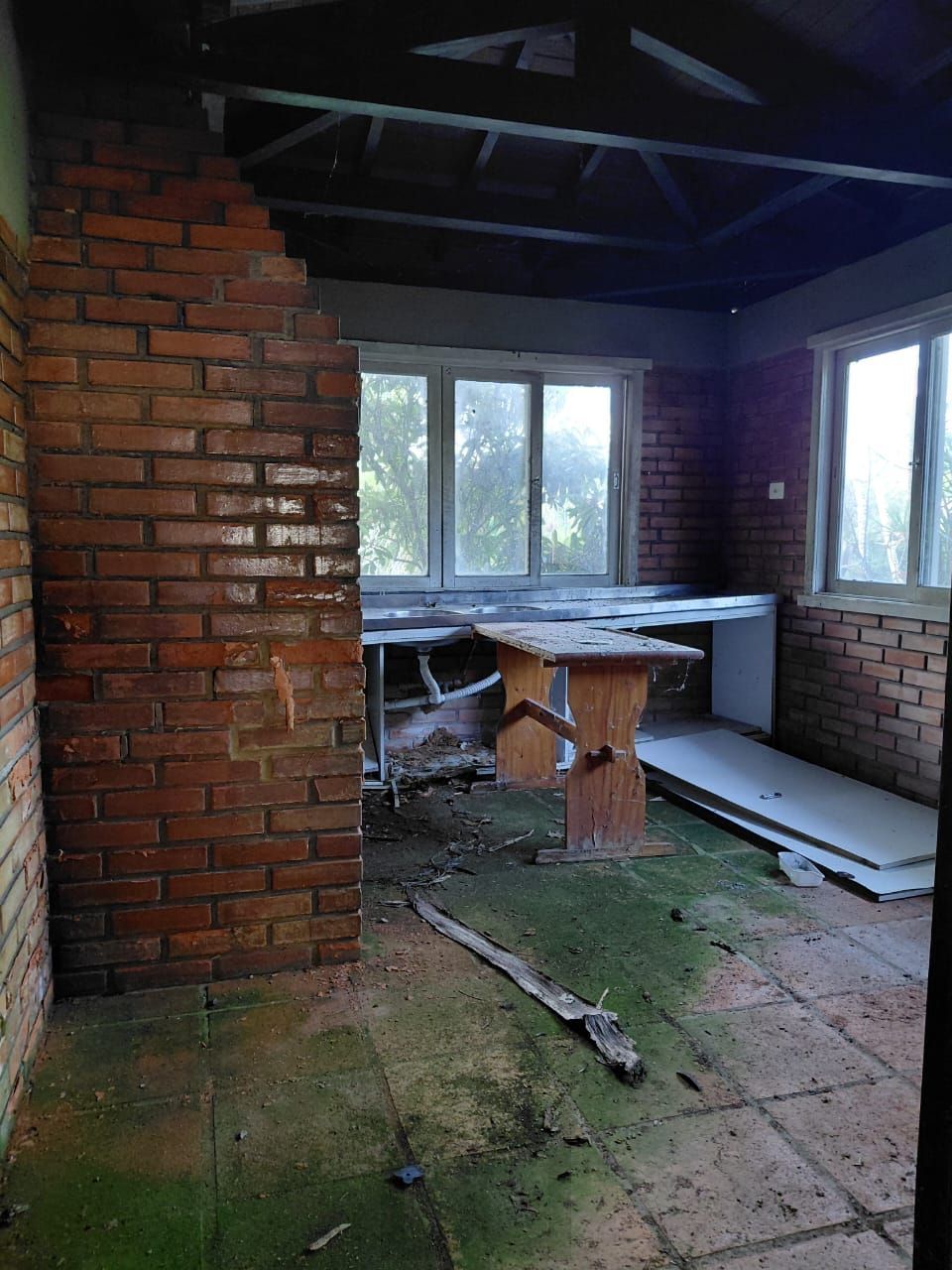 Ampla casa com pátio Bairro Teresópolis — foto 39