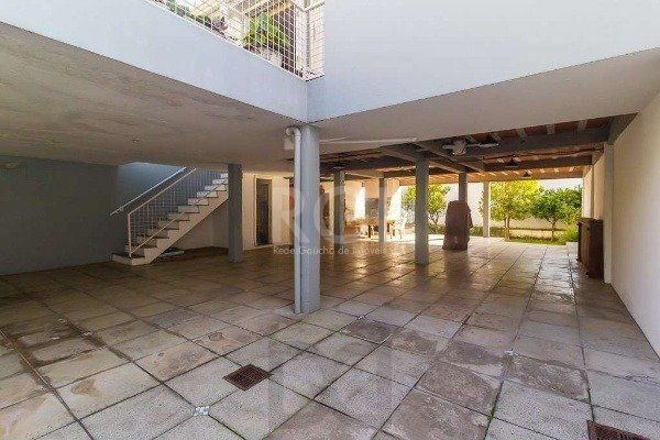 Casa para Venda - 227m², 3 dormitórios, sendo 1 suites, 4 vagas - Azenha — foto 18