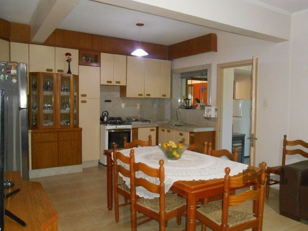 Casa 4 dormitórios no bairro Agronomia — foto 4