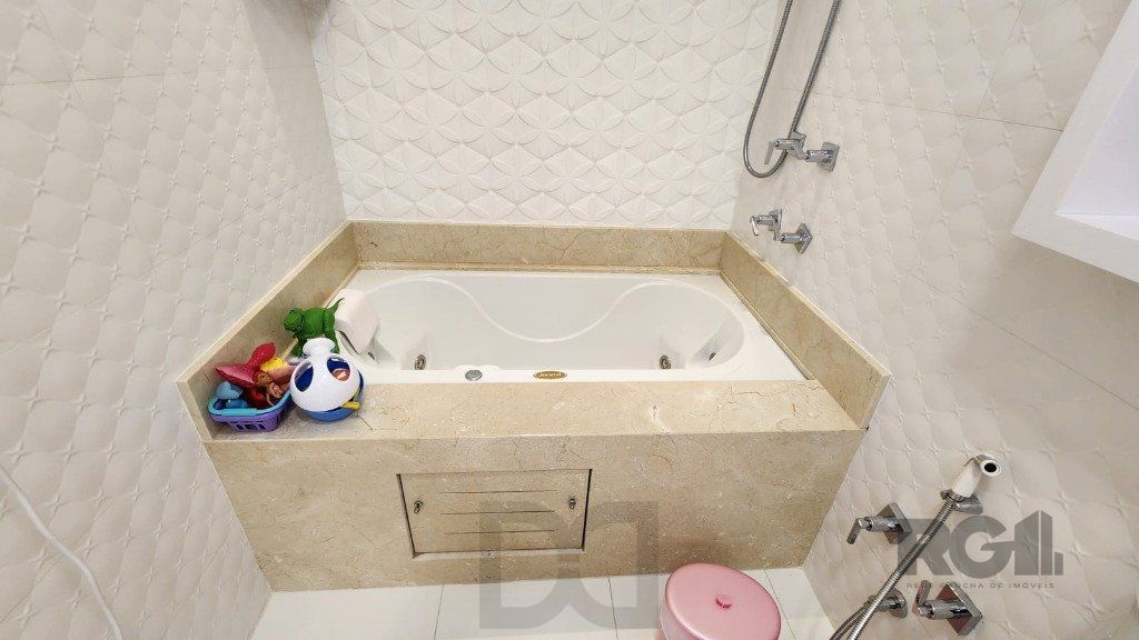 Excelente apartamento de 382,57 m² com 4 suítes e 4 vagas de garagem — foto 22